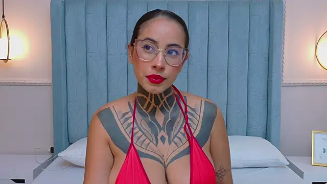 NicoleBlum online show from 05/20/26, 09:10