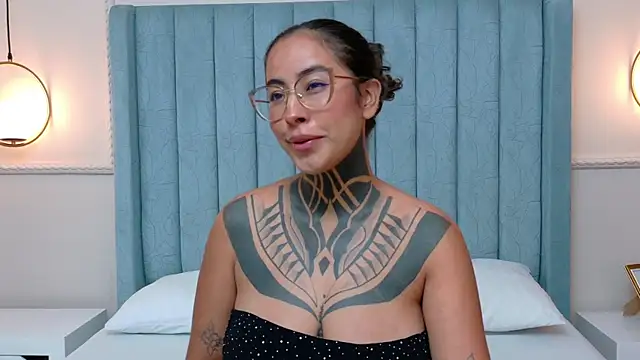 NicoleBlum online show from 07/09/26, 07:29