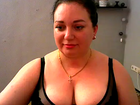 AmanaGi online show from 01/25/25, 12:47