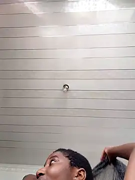 Snapshot of Jaybolla chatting on 11/24/25, 10:26 Jaybolla online show from 11/24/25, 10:26