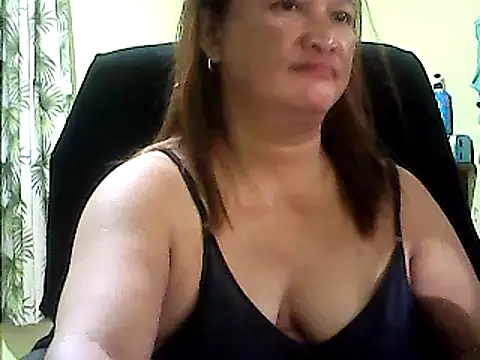 hott scarlett online show from 12/15/24, 09:24