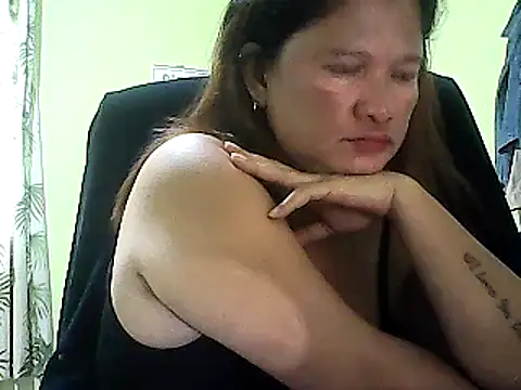 hott scarlett online show from 01/04/25, 06:19