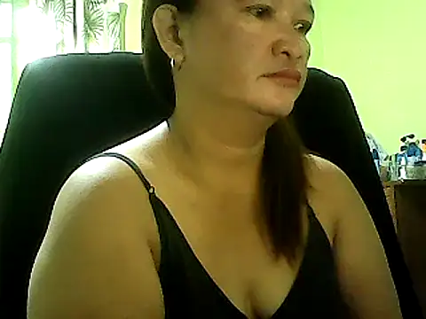 hott scarlett online show from 02/17/25, 11:09