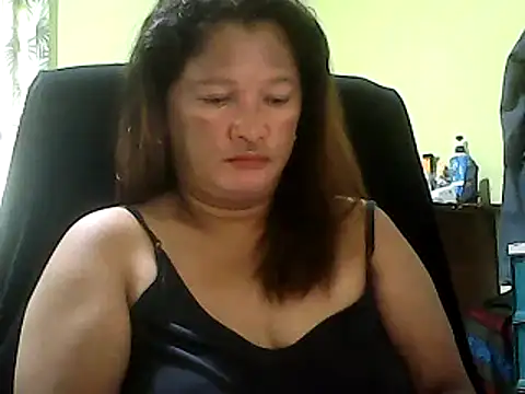 hott scarlett online show from 02/20/25, 05:33