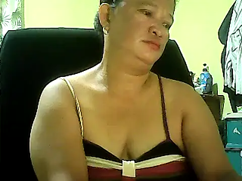 hott scarlett online show from 03/05/25, 10:32