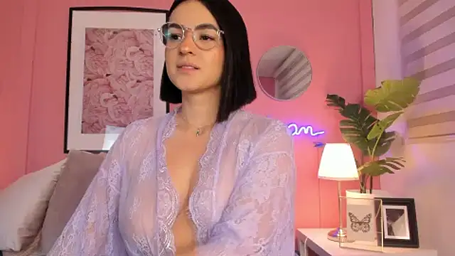 SoySaraa online show from 01/30/25, 05:41