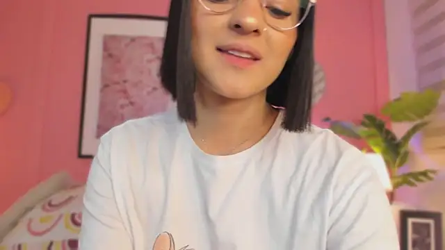 SoySaraa online show from 03/19/25, 05:19