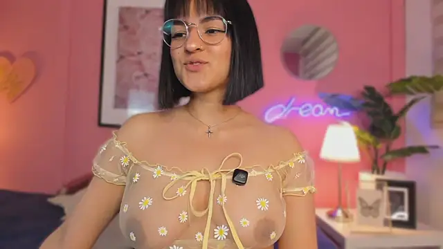 SoySaraa online show from 09/16/25, 05:41