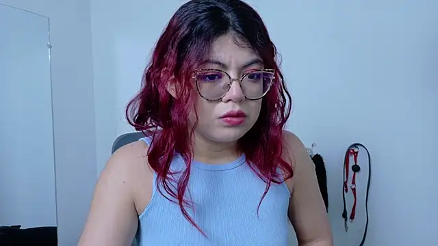 Catwhite  online show from 01/25/25, 11:55