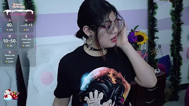 Catwhite  online show from 12/16/25, 06:02