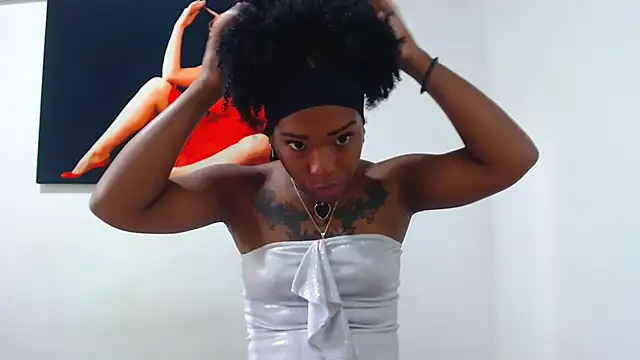 Snapshot of khendraDab chatting on 10/05/25, 09:13 khendraDab online show from 10/05/25, 09:13