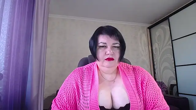 JuicyLady Di online show from 02/02/25, 05:21