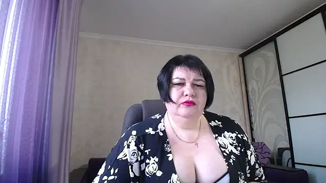 JuicyLady Di online show from 02/03/25, 01:51