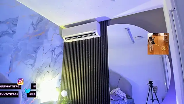 Katemoss70 online show from 09/21/25, 12:40