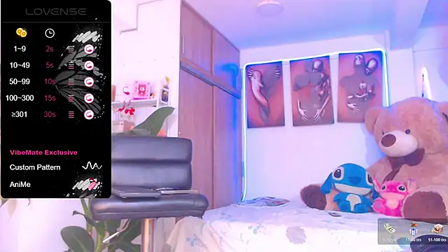 Snapshot of Hotgiirl_1 chatting on 11/25/25, 09:26 Hotgiirl 1 online show from 11/25/25, 09:26