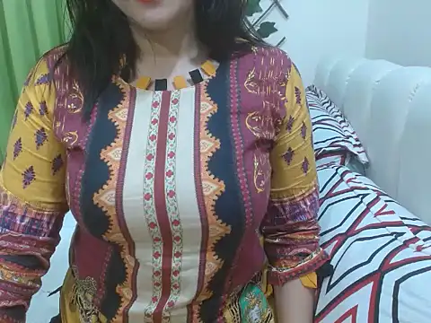 Lovelywife786 online show from 12/06/24, 05:55