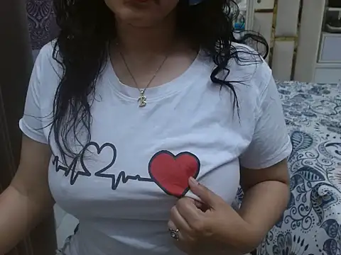 Lovelywife786 online show from 06/21/26, 10:51