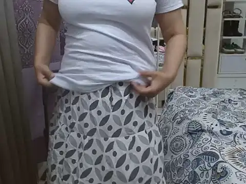 Lovelywife786 online show from 06/21/26, 10:56