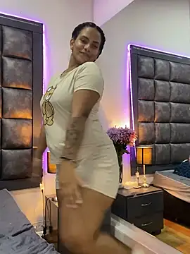 ArielleMillerr online show from 01/28/25, 12:36
