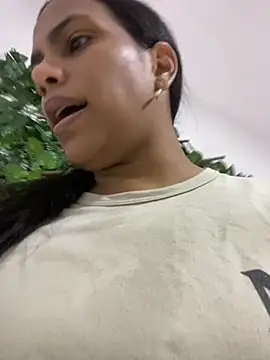 ArielleMillerr online show from 02/07/25, 05:51