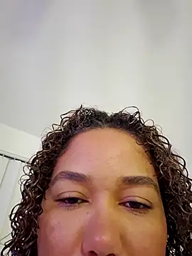 cataleya-glen online show from 10/16/25, 12:28