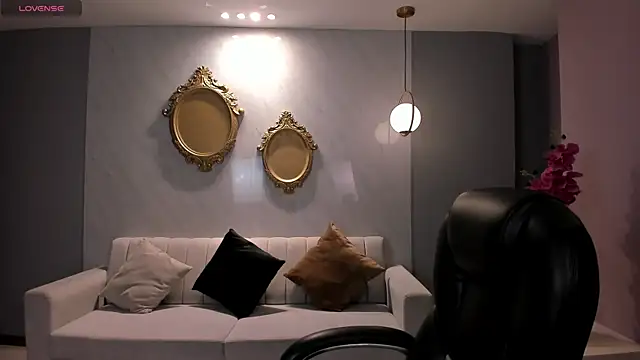 MartinnaBonnet online show from 02/23/25, 11:33