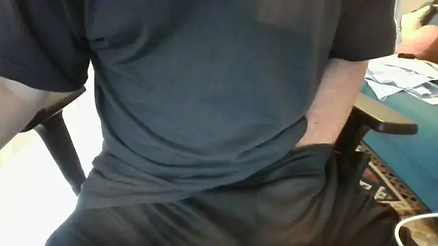 Snapshot of alessexxx24 chatting on 09/27/25, 08:08 alessexxx24 online show from 09/27/25, 08:08