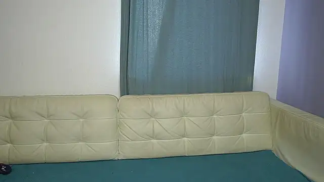 Just alice online show from 10/31/25, 12:28