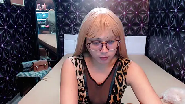 NattashaBrown69 online show from 01/23/25, 10:43