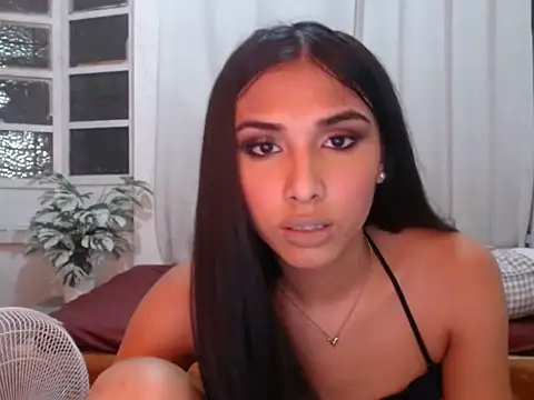 Snapshot of TSqueenOfCUM chatting on 07/08/26, 11:26 TSqueenOfCUM online show from 07/08/26, 11:26