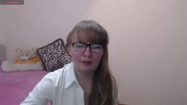 MargotLot online show from 03/16/25, 05:25