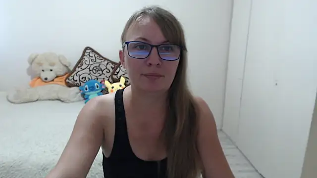 MargotLot online show from 07/27/26, 02:02