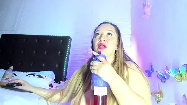 AndreaLombana online show from 03/21/25, 03:01