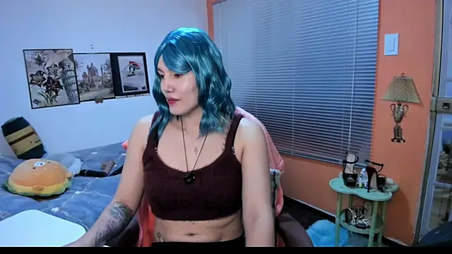 jrcamila online show from 10/17/25, 02:19