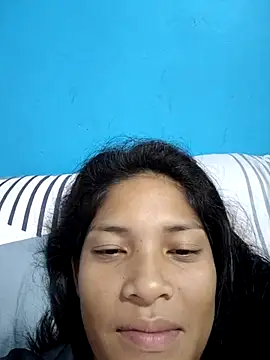 Snapshot of prettyyoung_mom23 chatting on 09/09/25, 02:38 prettyyoung mom23 online show from 09/09/25, 02:38