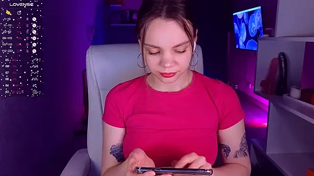 CreamySpot online show from 12/11/24, 02:44