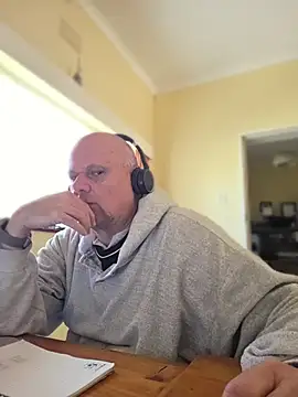 DaddyCumBumZA online show from 06/15/26, 11:34