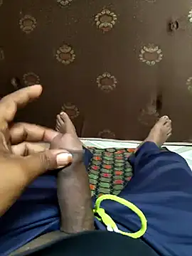 Snapshot of Gopal1243 chatting on 12/13/24, 04:05 Gopal1243 online show from 12/13/24, 04:05