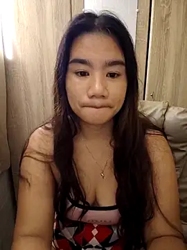 Kissy07 online show from 10/28/25, 10:01