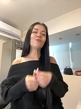 Snapshot of denise_k chatting on 10/02/25, 11:39 denise k online show from 10/02/25, 11:39