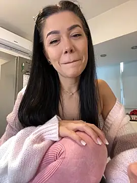 Snapshot of denise_k chatting on 10/07/25, 11:51 denise k online show from 10/07/25, 11:51