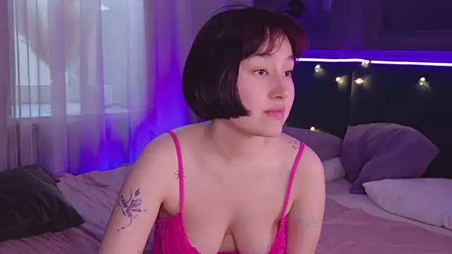 Snapshot of So_audrey chatting on 01/15/25, 11:43 So audrey online show from 01/15/25, 11:43