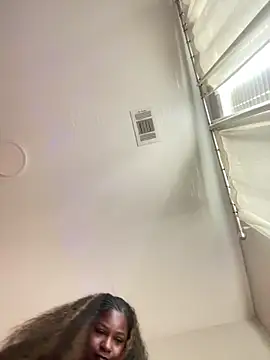 BigFineSelena online show from 06/10/26, 06:18