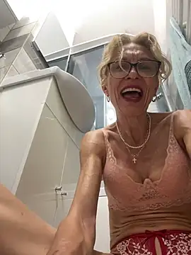 adella13 online show from 01/14/25, 08:41