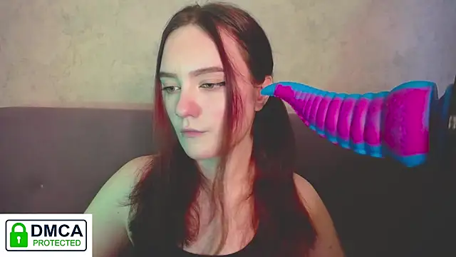 Snapshot of Alyssa___Scarlet chatting on 12/18/24, 10:08 Alyssa Scarlet online show from 12/18/24, 10:08