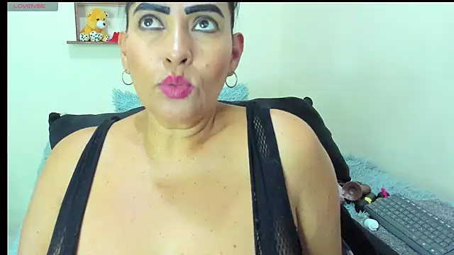 anie milf1 online show from 07/08/26, 09:52