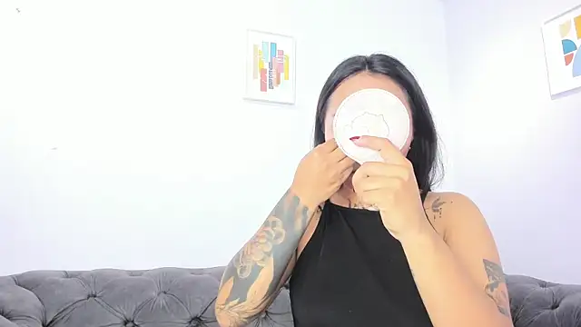 Snapshot of miss_soffi_ chatting on 01/07/26, 12:18 miss soffi online show from 01/07/26, 12:18