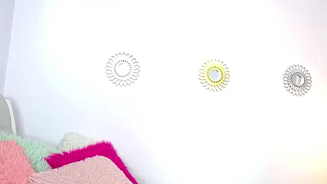 Snapshot of miss_soffi_ chatting on 01/13/26, 12:21 miss soffi online show from 01/13/26, 12:21