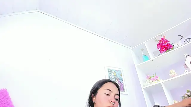 Snapshot of miss_soffi_ chatting on 05/07/26, 06:02 miss soffi online show from 05/07/26, 06:02