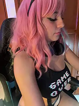 loolla 23 online show from 02/21/25, 12:27